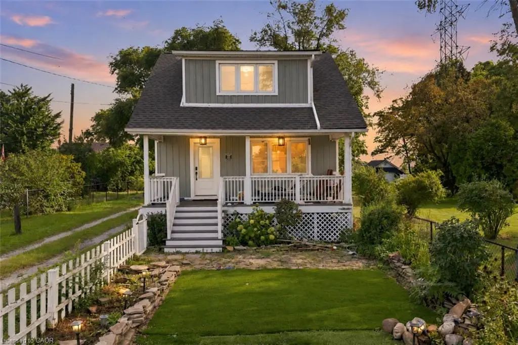285 Beach Boulevard, Hamilton