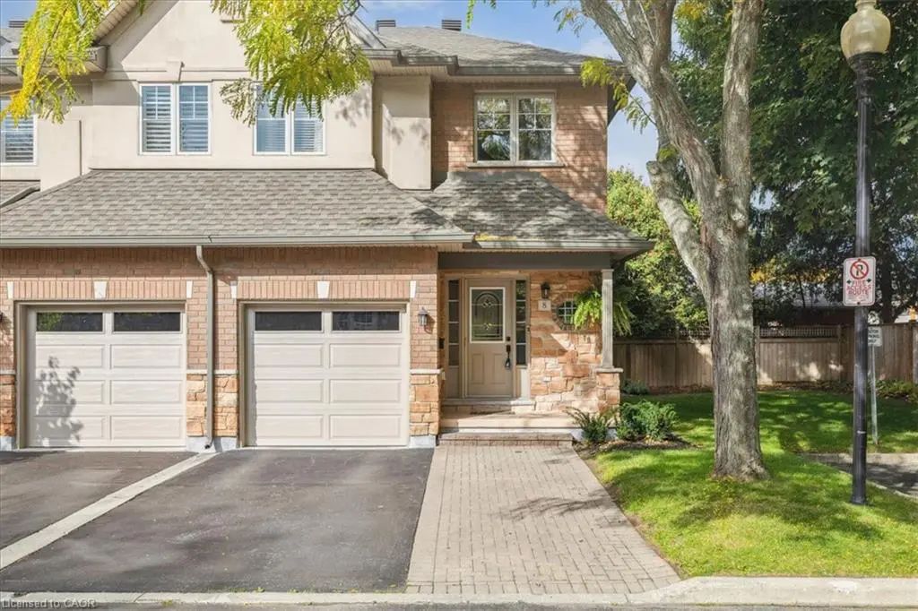 1019 North Shore Boulevard E 8, Burlington