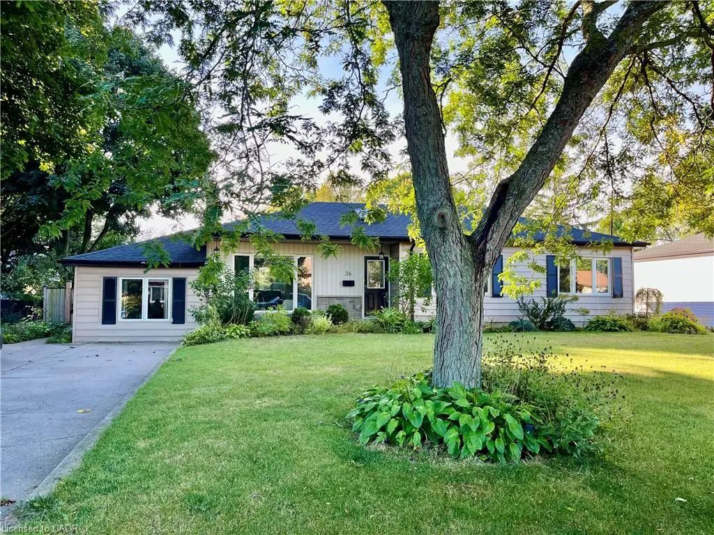 36 Gilbert Avenue Lower, Ancaster