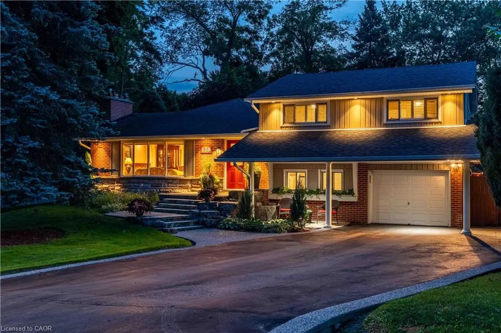 138 Judith Crescent, Ancaster