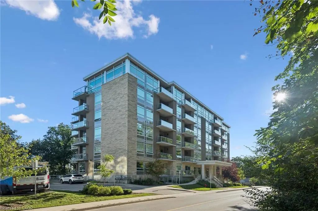 479 Charlton Avenue E 105, Hamilton