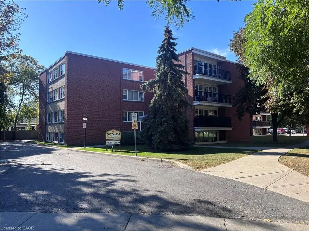 2054 Courtland Drive 404, Burlington