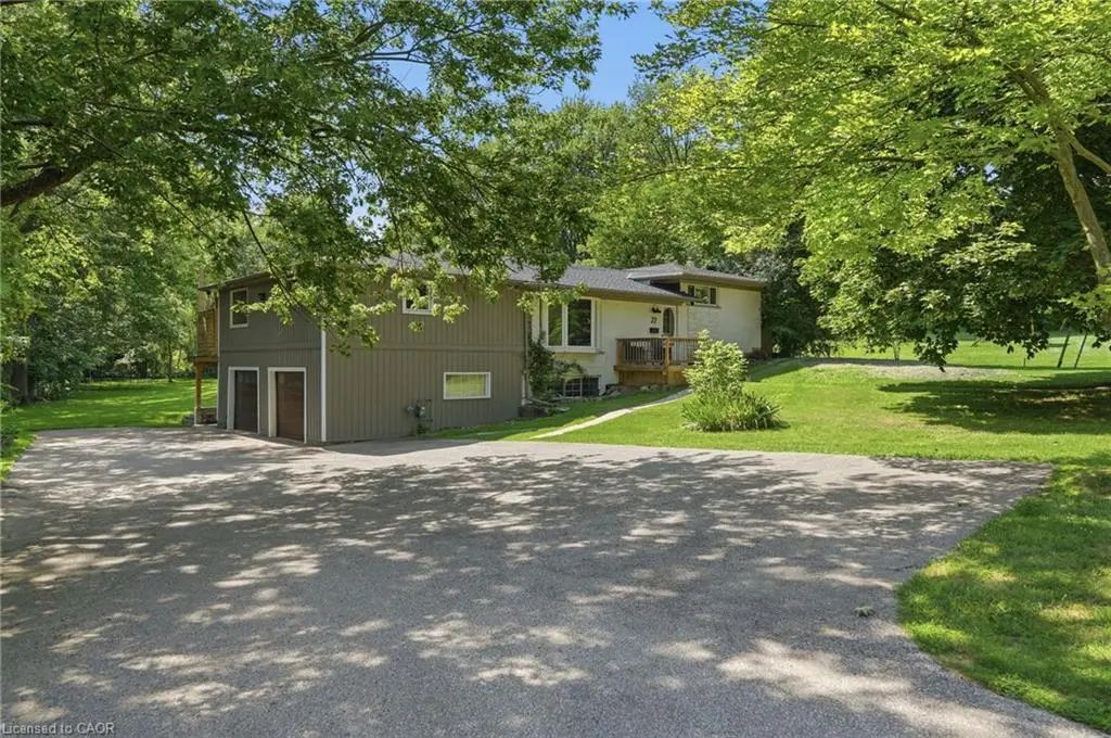22 Rosebough Street, Dundas