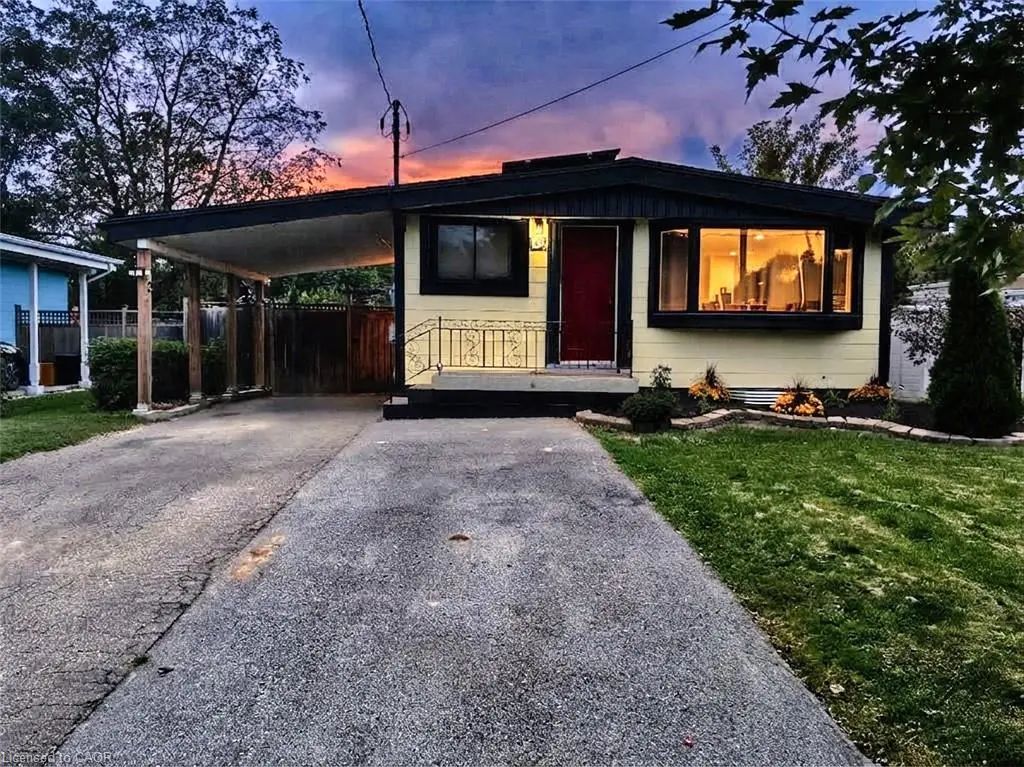 134 Deschene Avenue, Hamilton