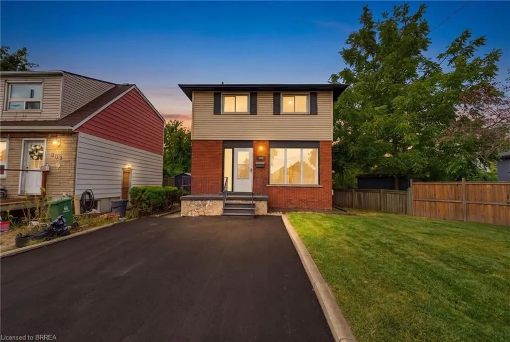 805 Tate Avenue, Hamilton