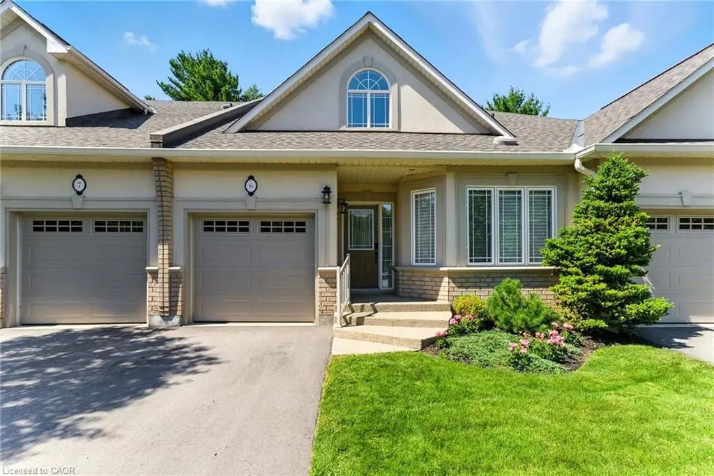 40 Wesleyan Court 6, Ancaster