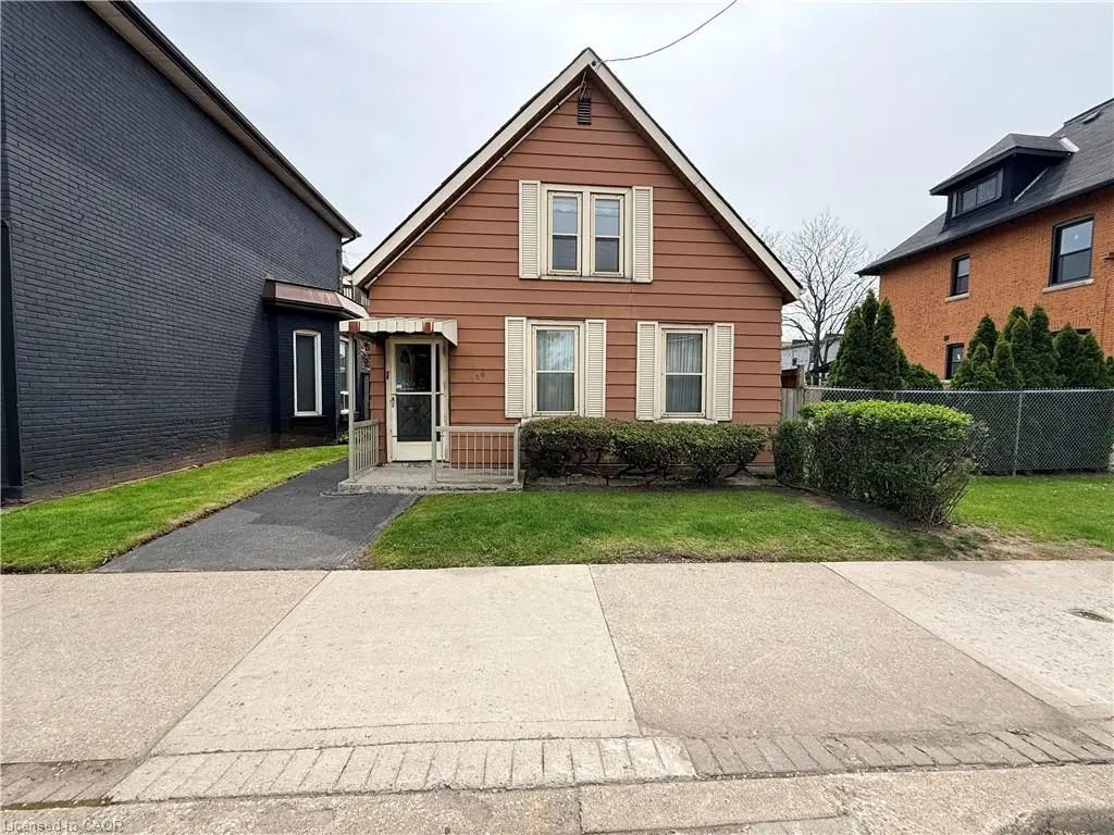 358 Barton Street E, Hamilton