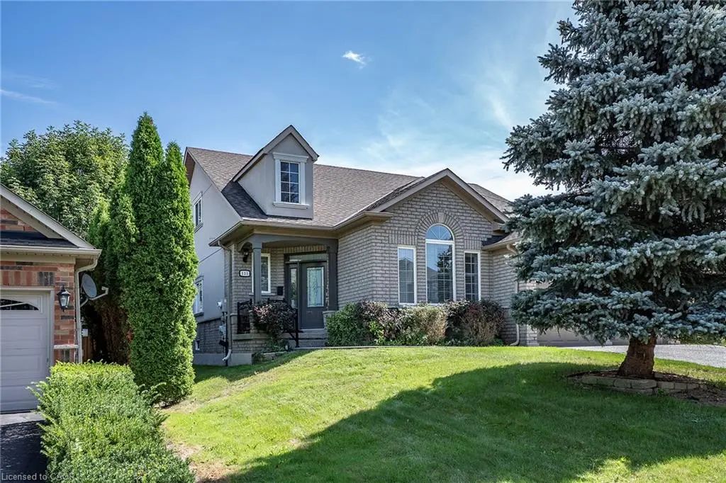 151 Moore Crescent, Hamilton