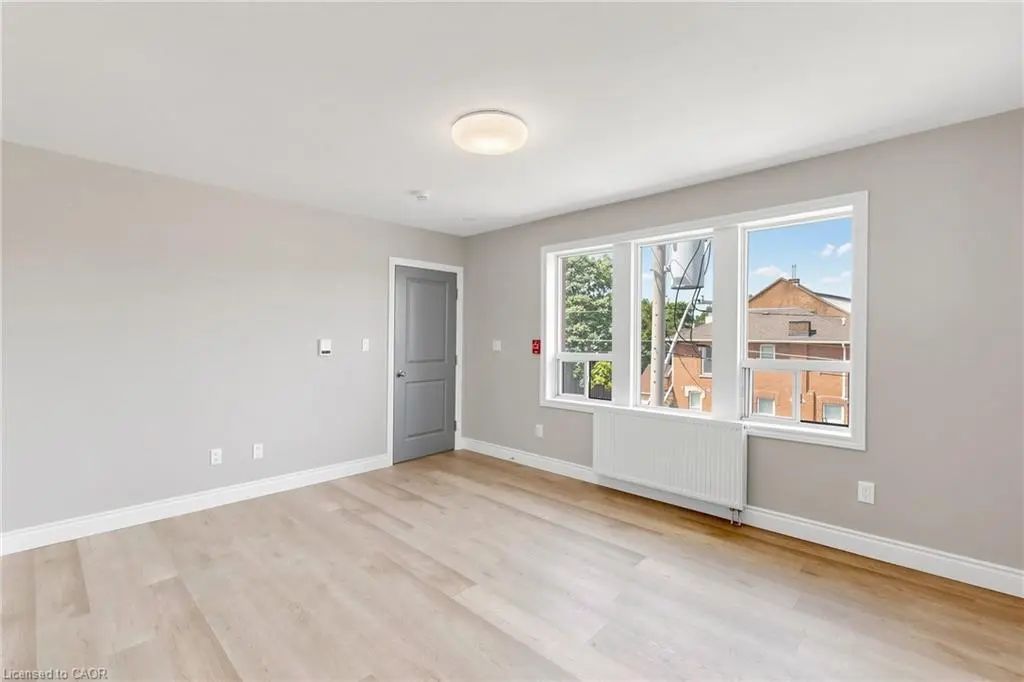 71 Sanford Avenue S Unit 8, Hamilton