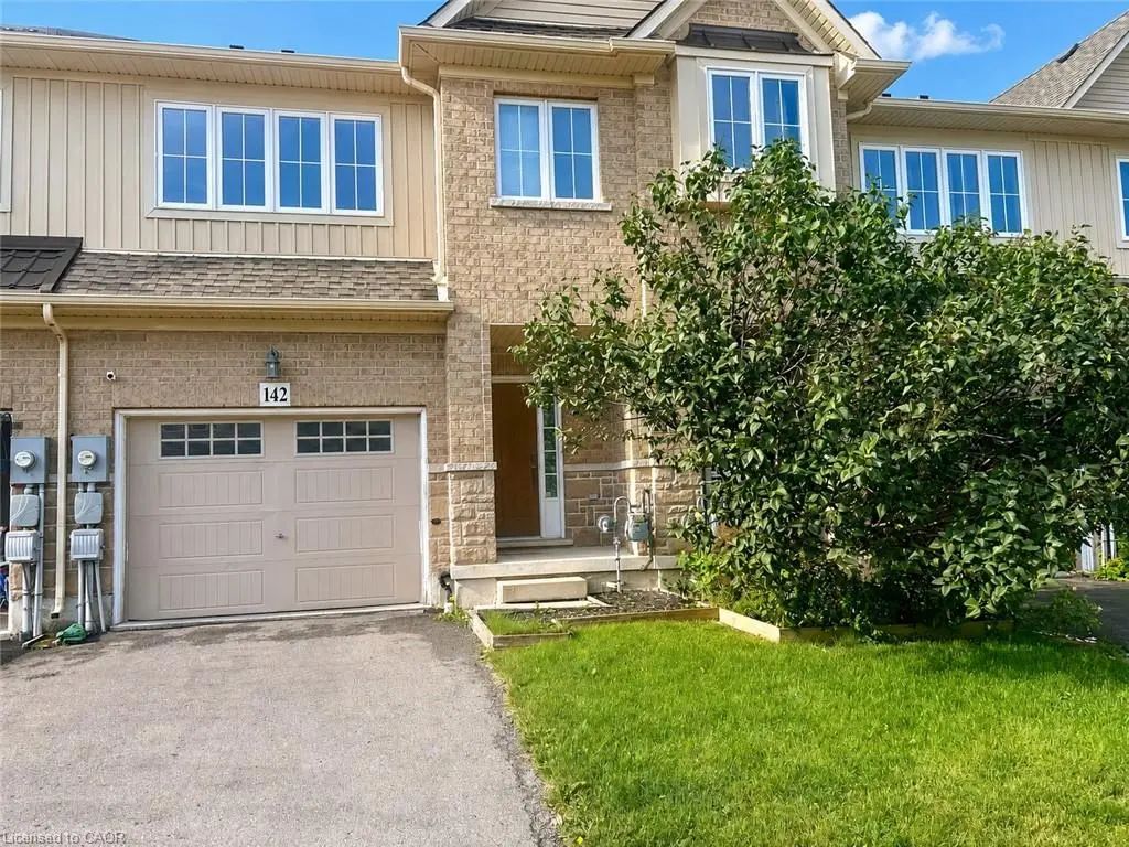 142 Palacebeach Trail, Hamilton