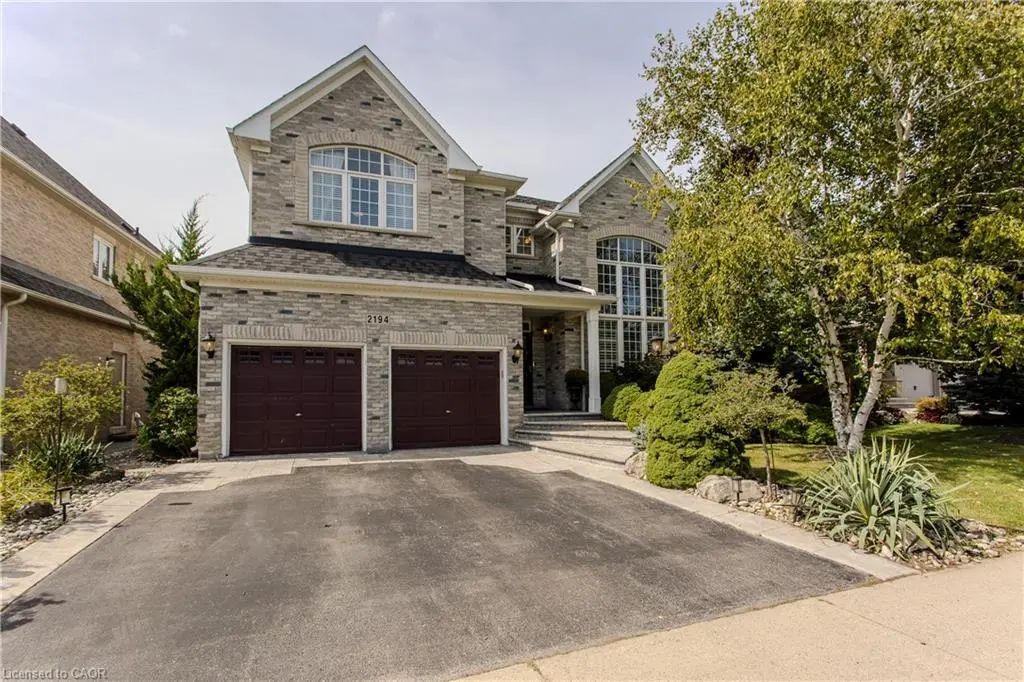2194 Berwick Drive, Burlington