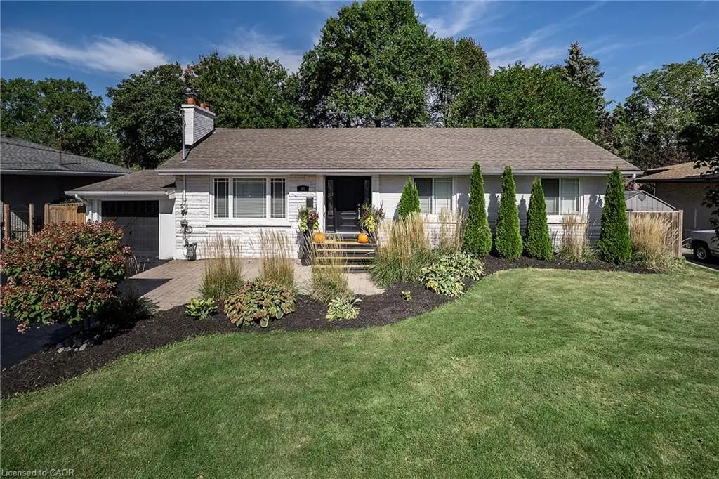 43 Miller Drive, Ancaster