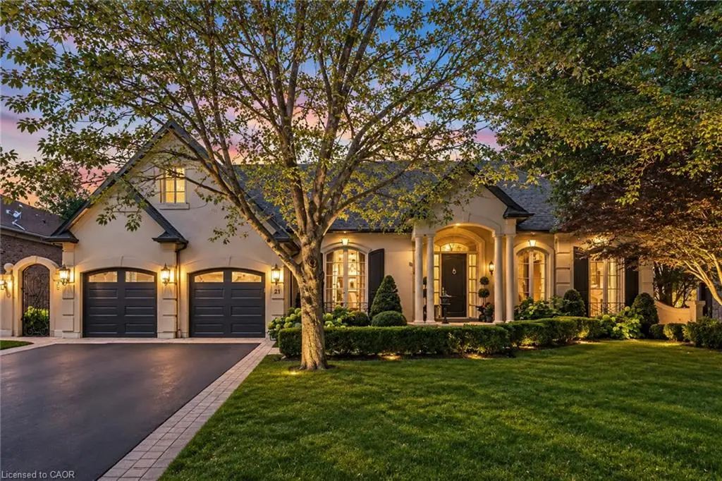 21 Harrington Place, Ancaster