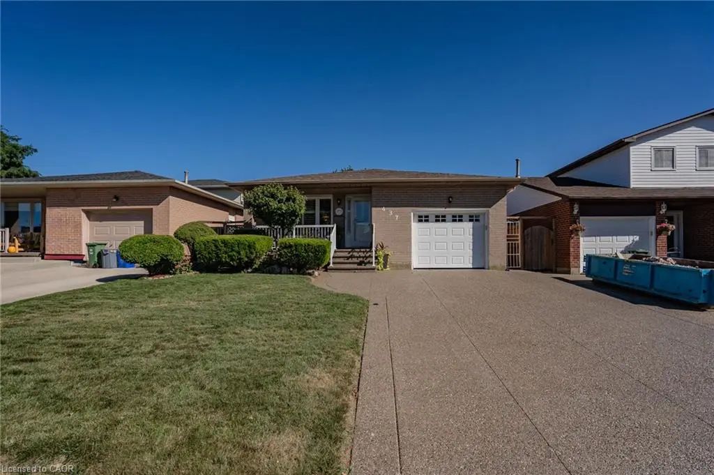 437 Eaglewood Drive, Hamilton