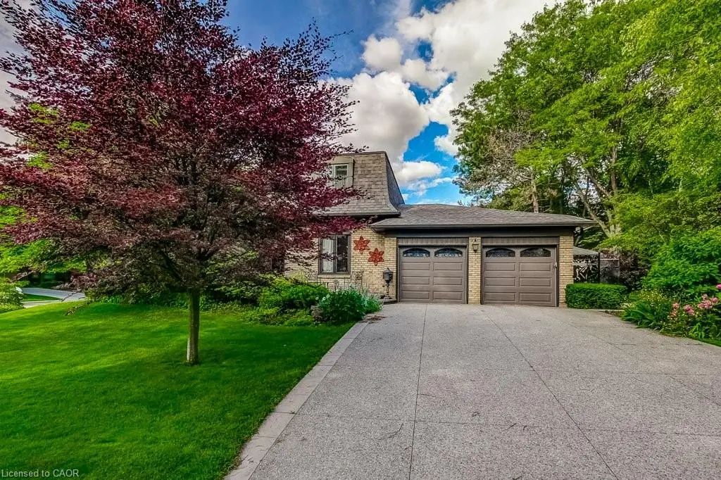215 Briar Hill Crescent, Ancaster