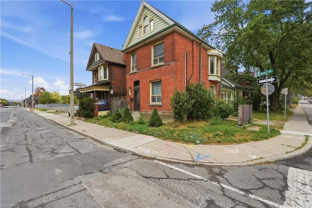 418 Main Street W, Hamilton