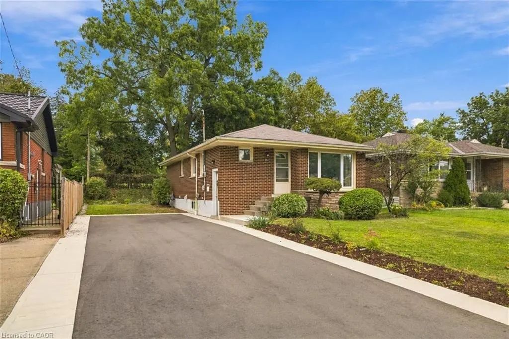 212 West 33rd Street, Hamilton