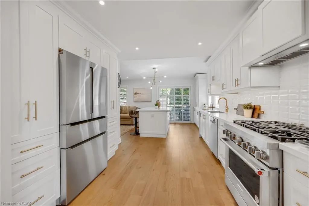 4013 Jarvis Crescent, Burlington