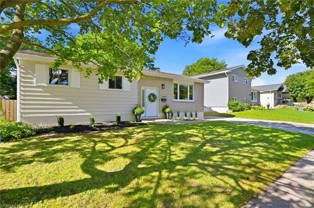 2120 Cavendish Drive, Burlington