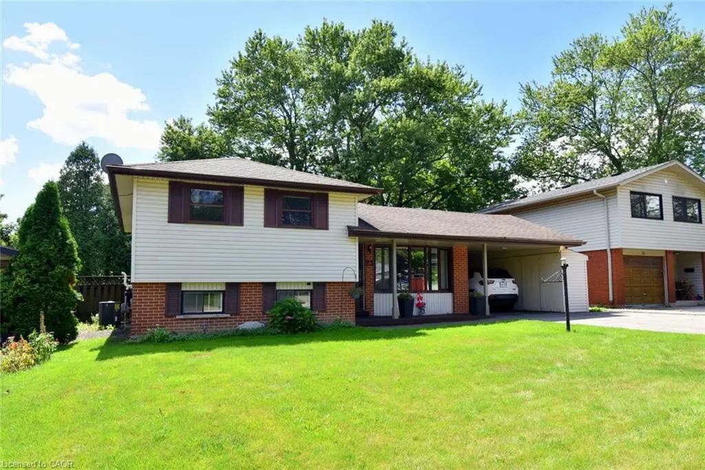 23 Sherwood Rise, Dundas