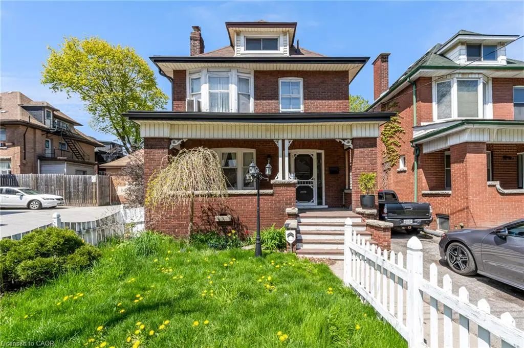 116 Spadina Avenue Lower, Hamilton