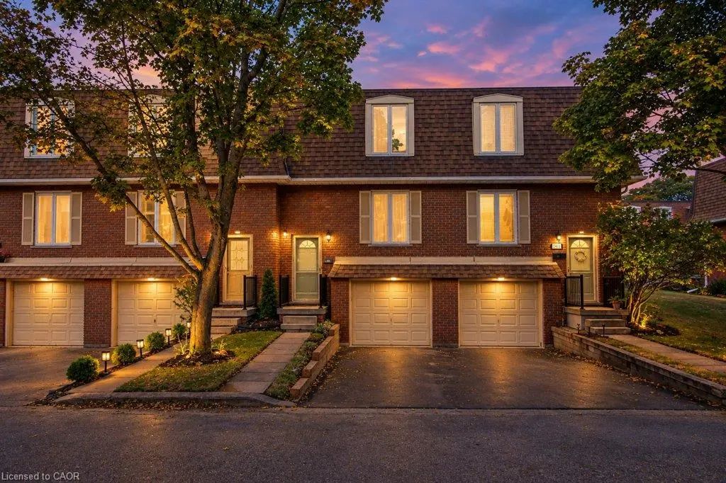 1535 Westminster Place, Burlington