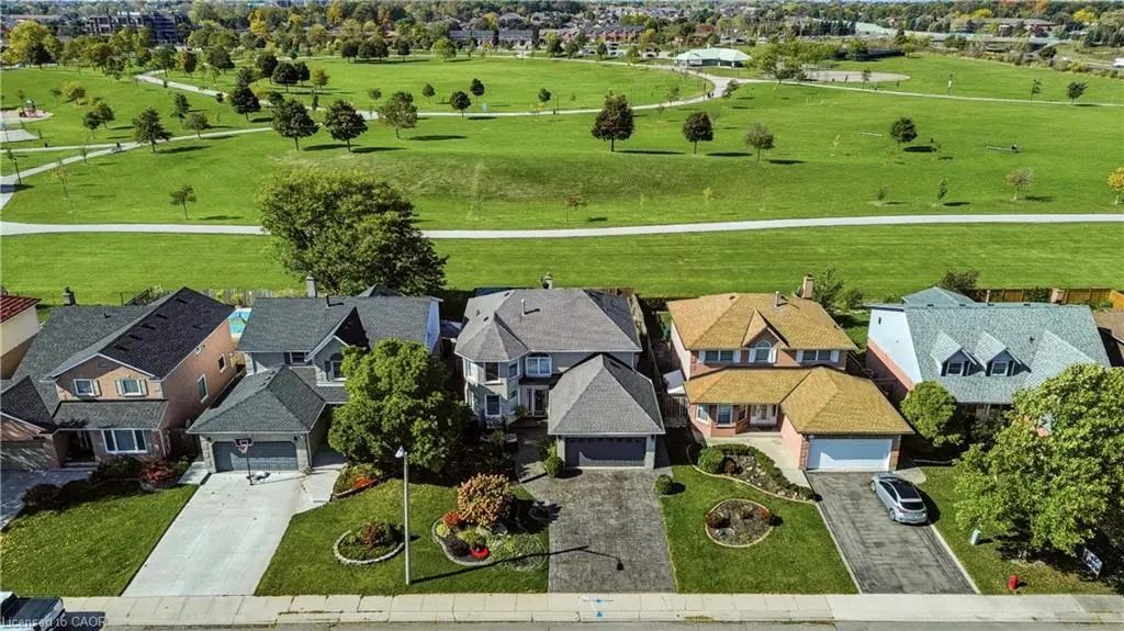 150 Rowntree Drive, Hamilton