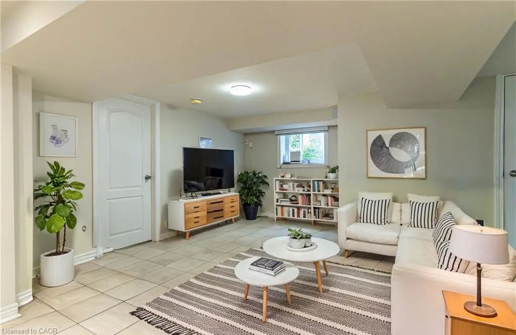 609 Mohawk Road E 2, Hamilton