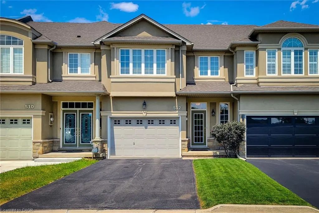 512 Stonehenge Drive, Ancaster