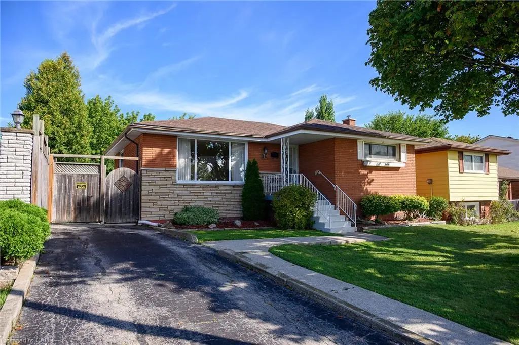 50 Berko Avenue, Hamilton
