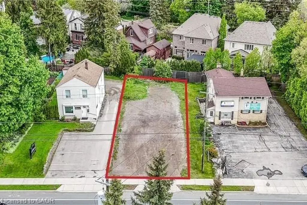 51 Wilson Street E, Ancaster