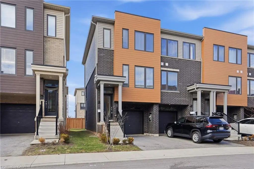 32 Radison Lane, Hamilton