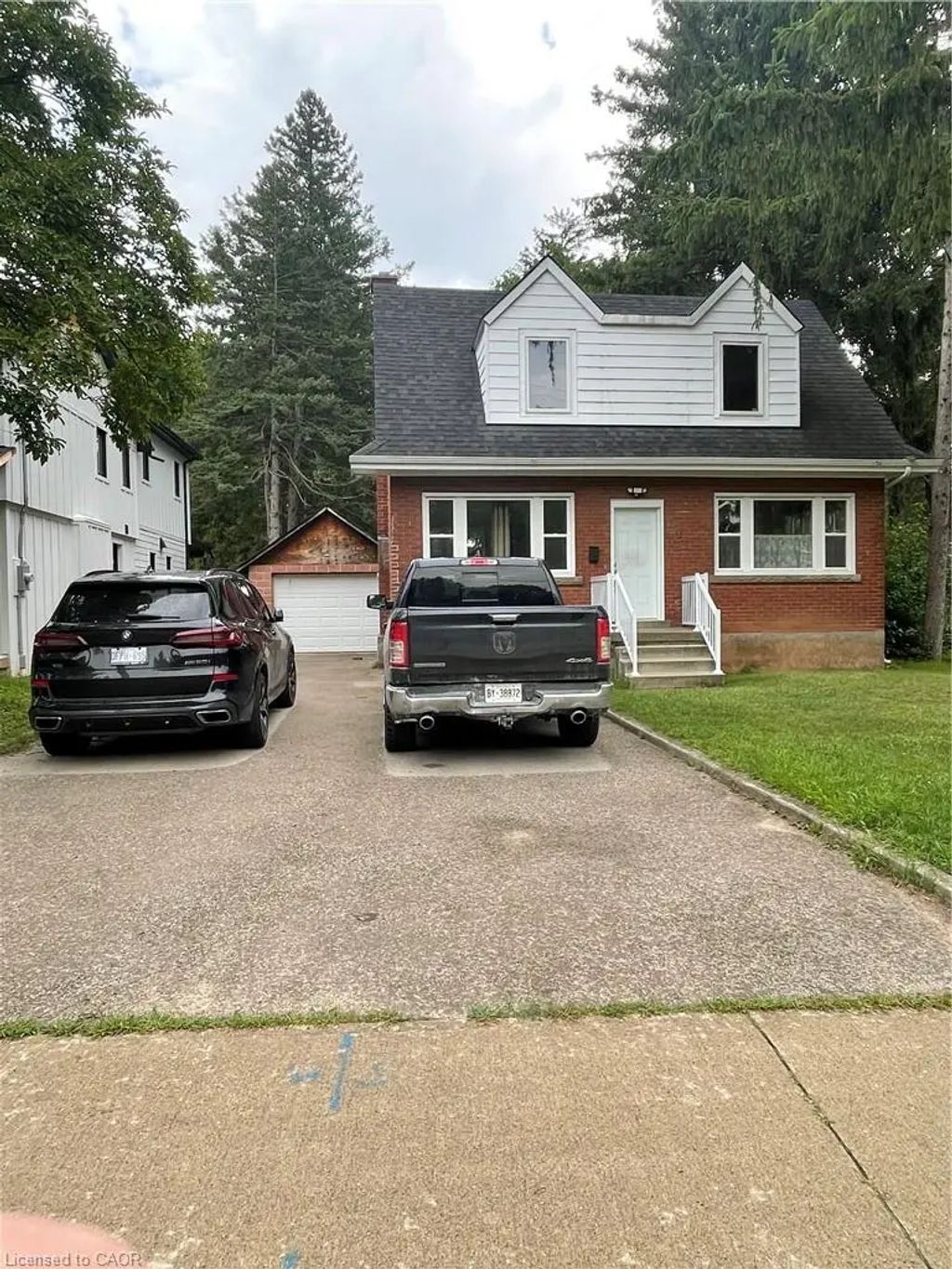 893 Lasalle Park Road, Burlington