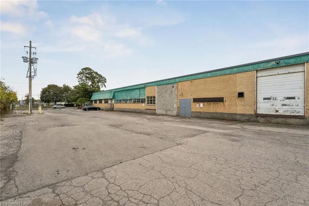 663 Woodward Avenue, Hamilton