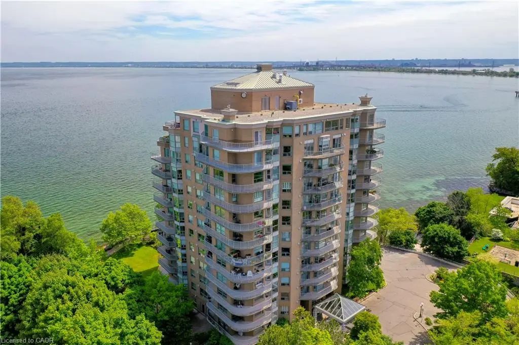 2190 Lakeshore Road 304, Burlington