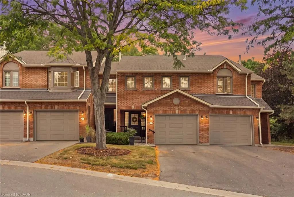 14 Huntingwood Avenue 2, Dundas