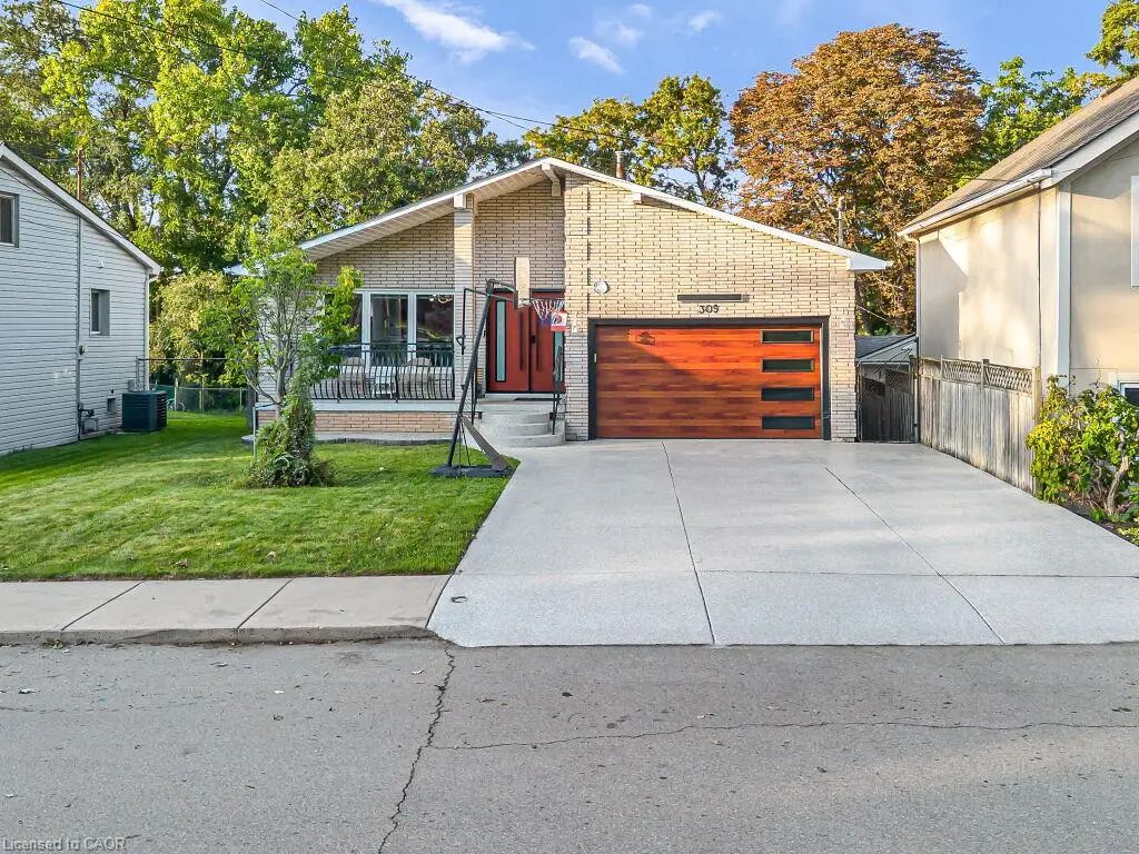 309 Hixon Road, Hamilton