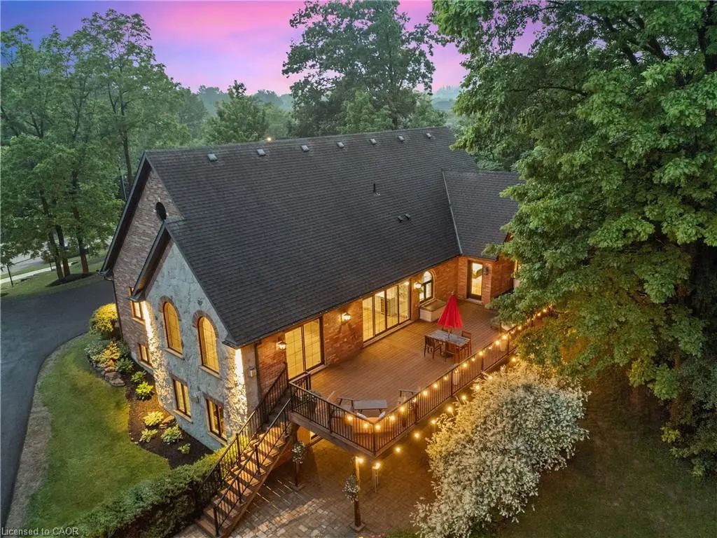 515 Hamilton Drive, Ancaster