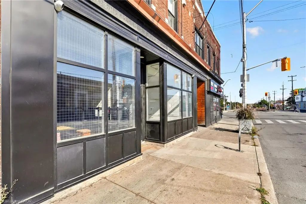 289 Kenilworth Avenue N Main, Hamilton