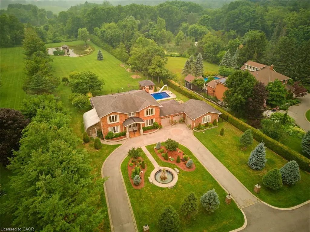 348 Shaver Road, Ancaster