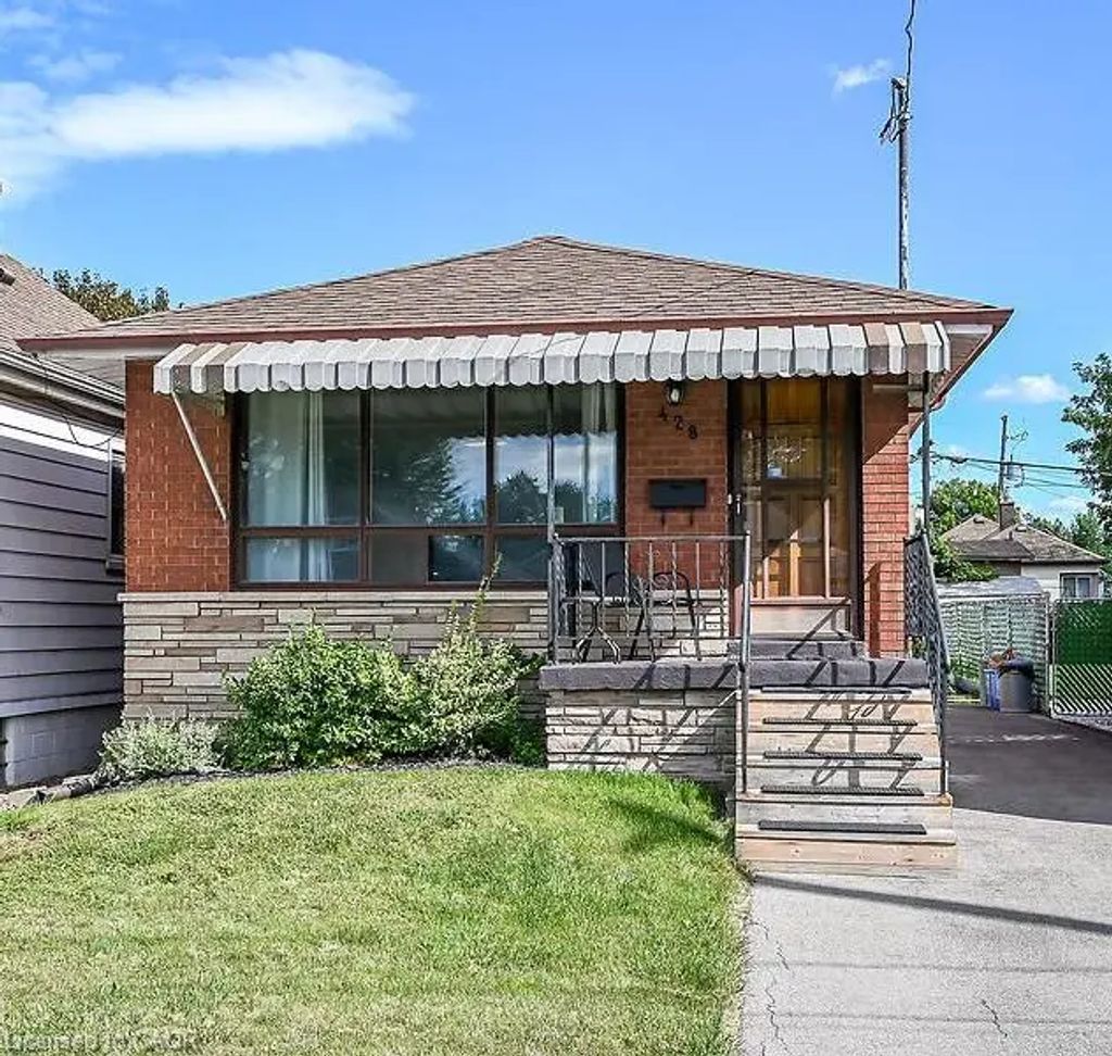 428 Brunswick Street, Hamilton