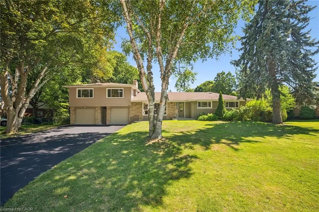 636 Iroquois Avenue, Ancaster
