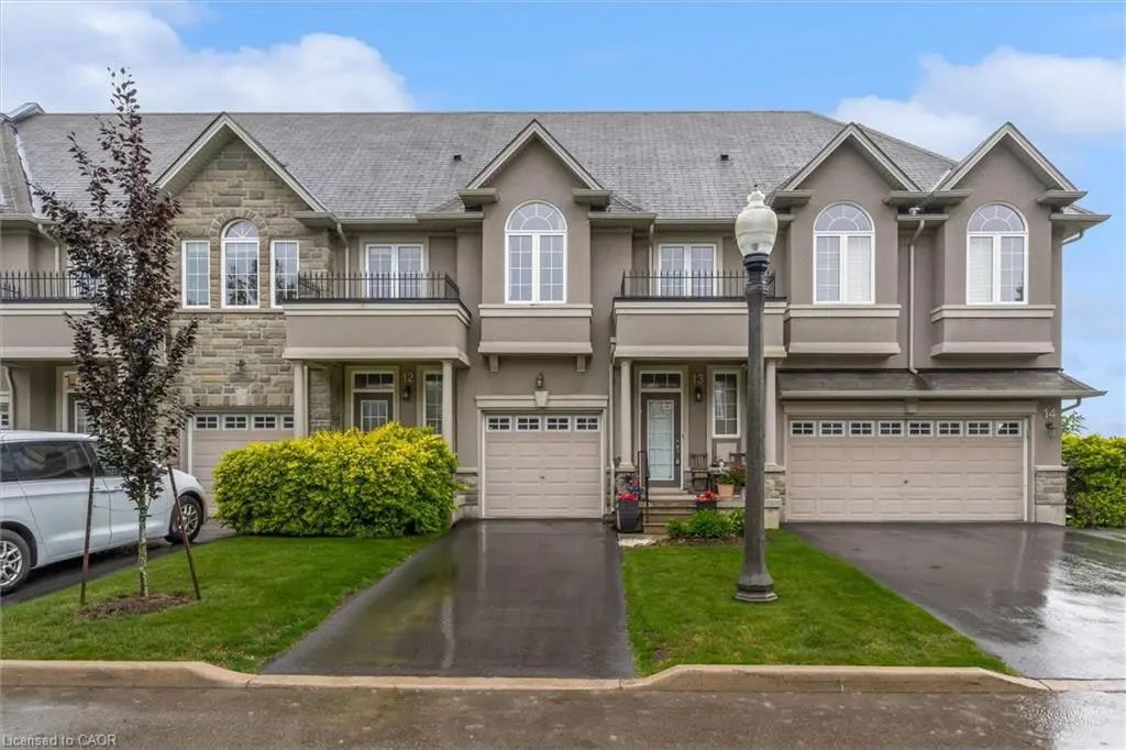 370 Stonehenge Drive 13, Ancaster