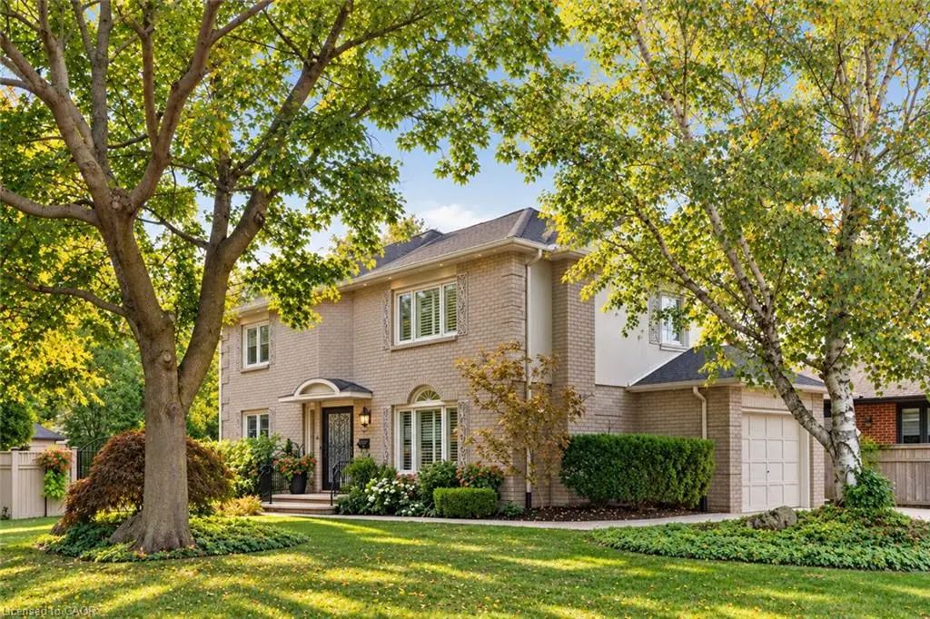 1259 Nathaniel Crescent, Burlington