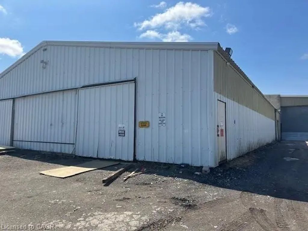 735 Trinity Road S 9, Ancaster