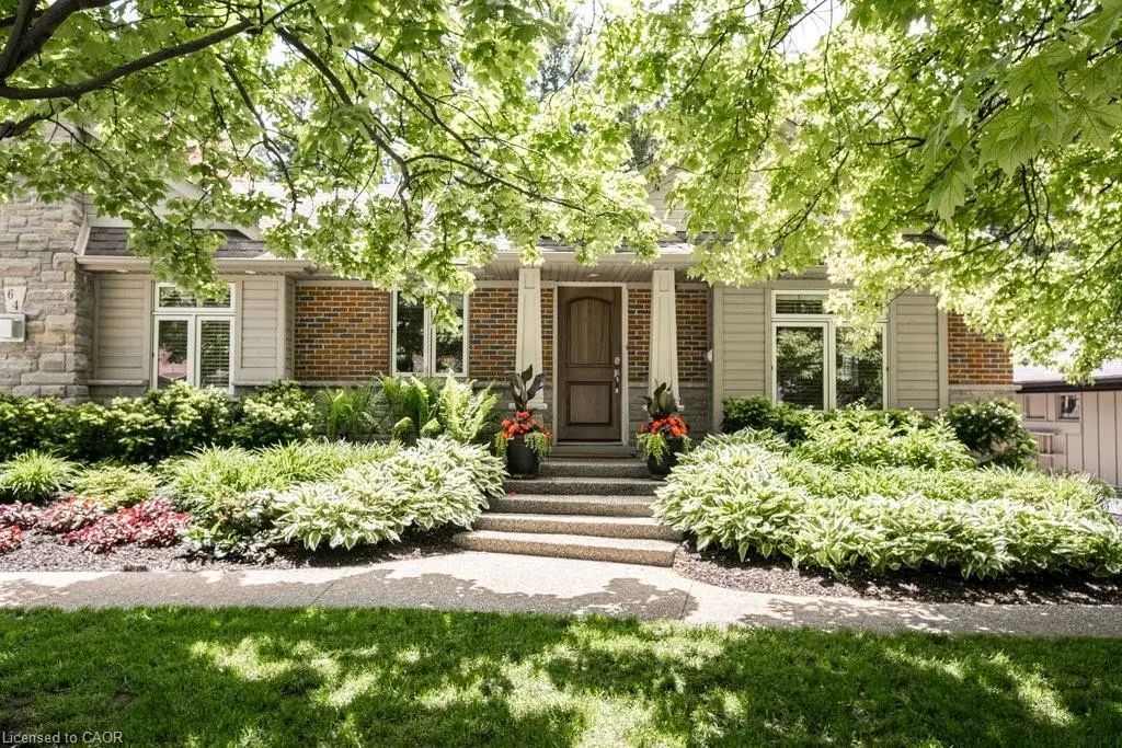 64 Miller Drive, Ancaster
