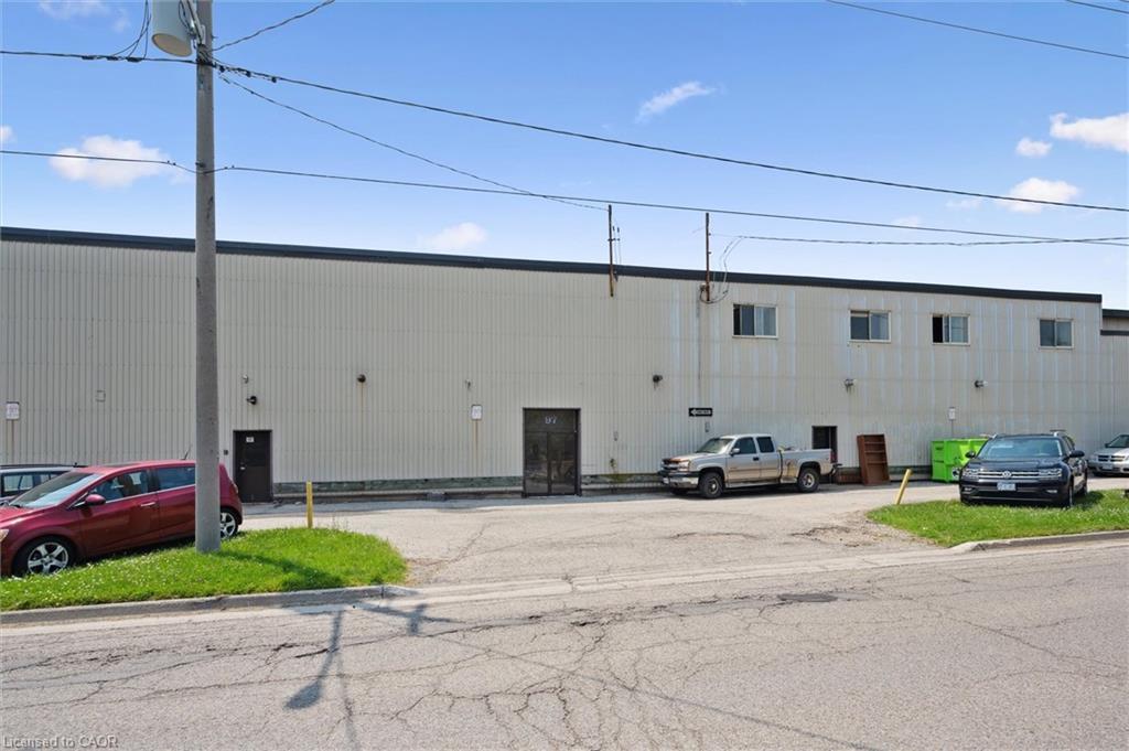 326 Wellington Street N, Kitchener