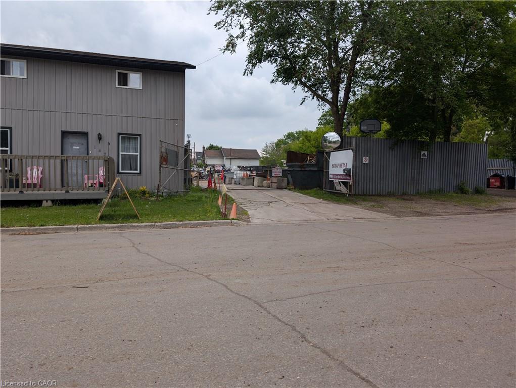142 Charlotte Street, Brantford