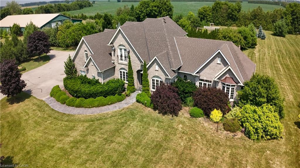214 & 218 Maple Avenue, Burford