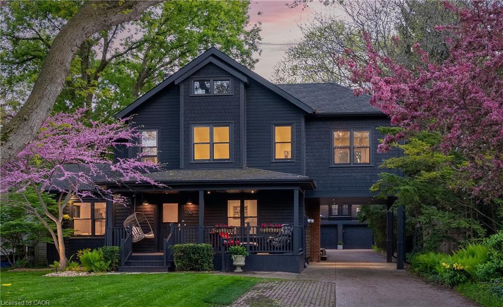 52 Kerr Street, Oakville